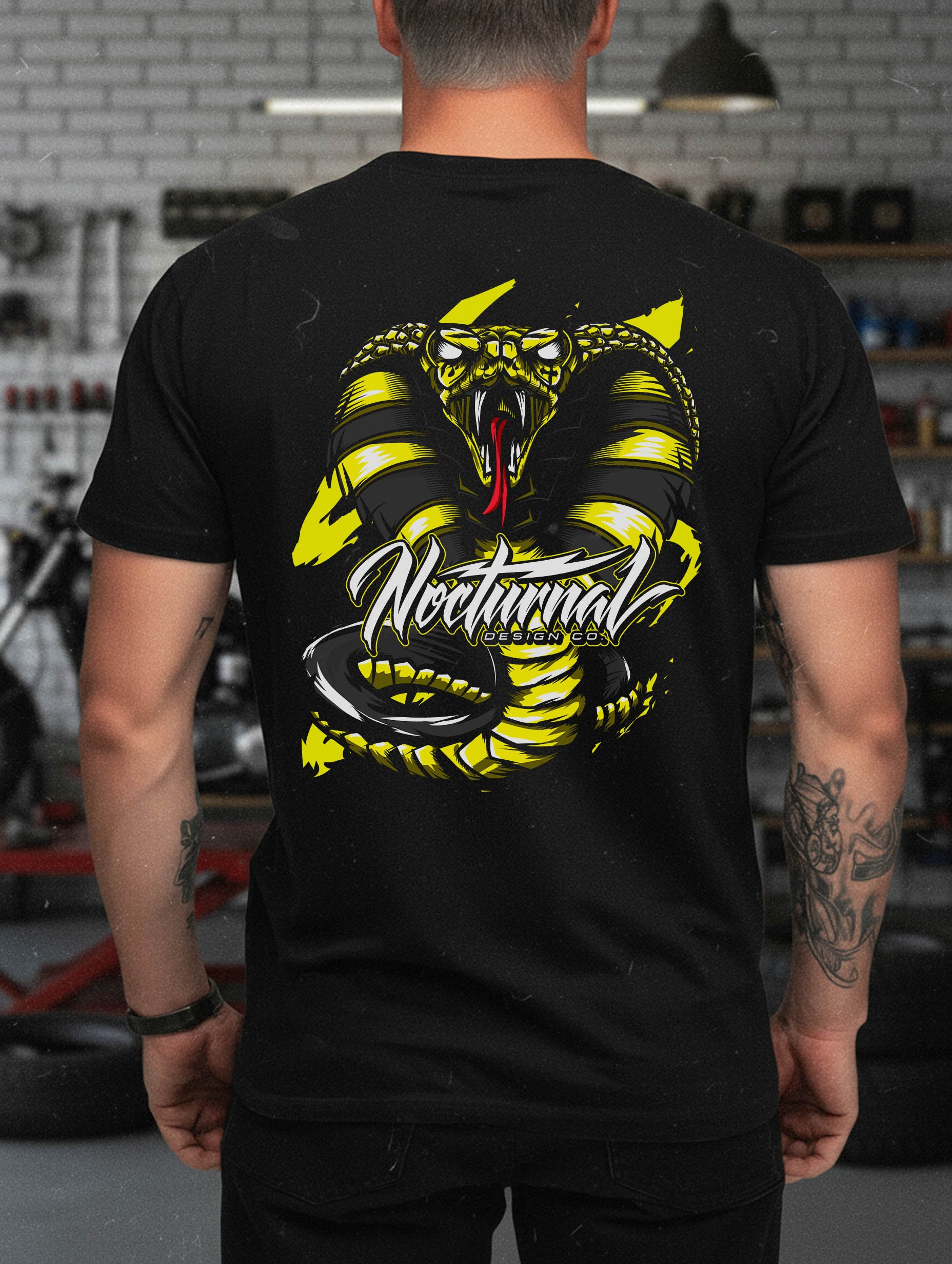 Strike Hard Cobra - Tee